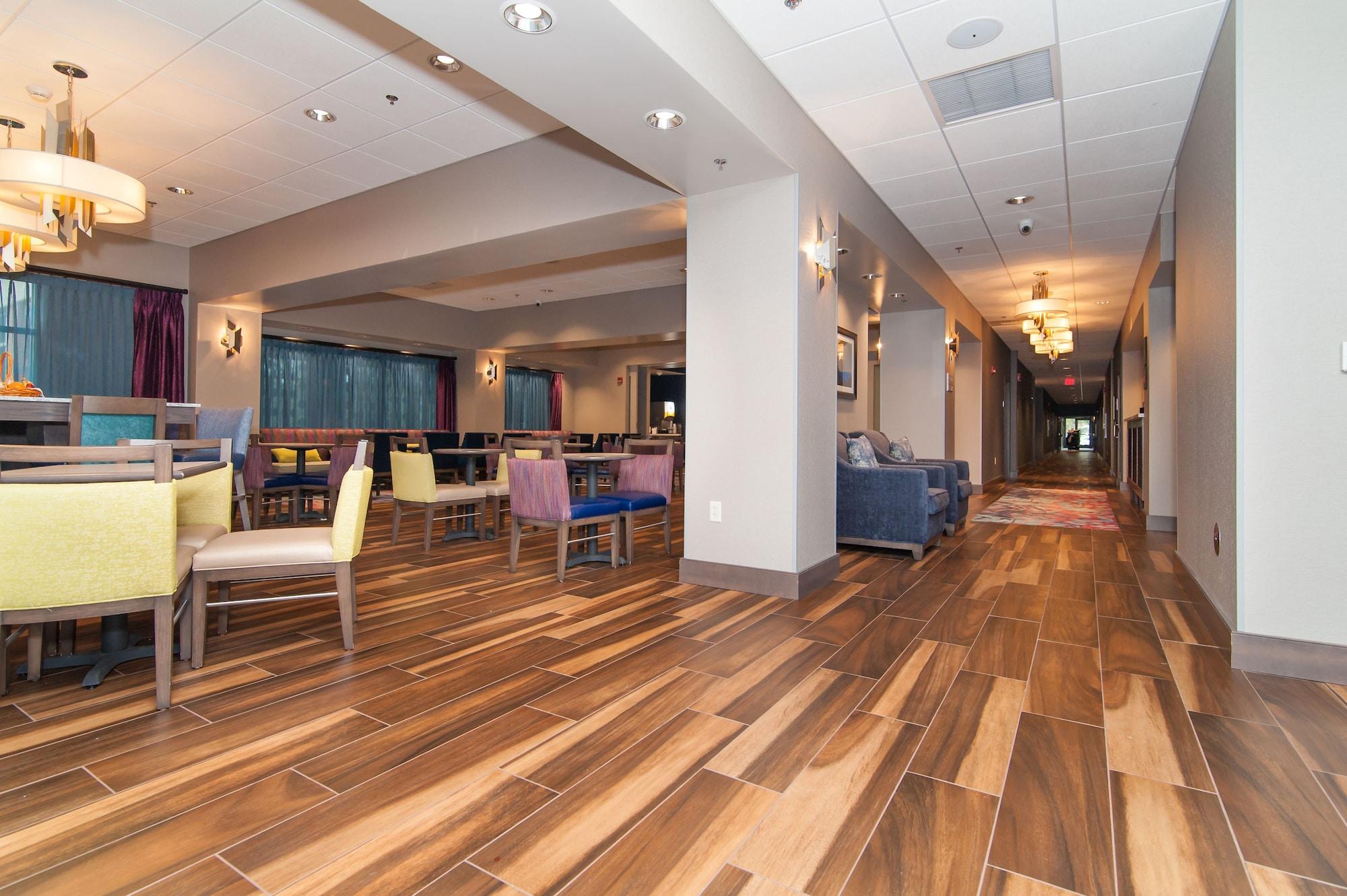 Hampton Inn Norwich Εξωτερικό φωτογραφία