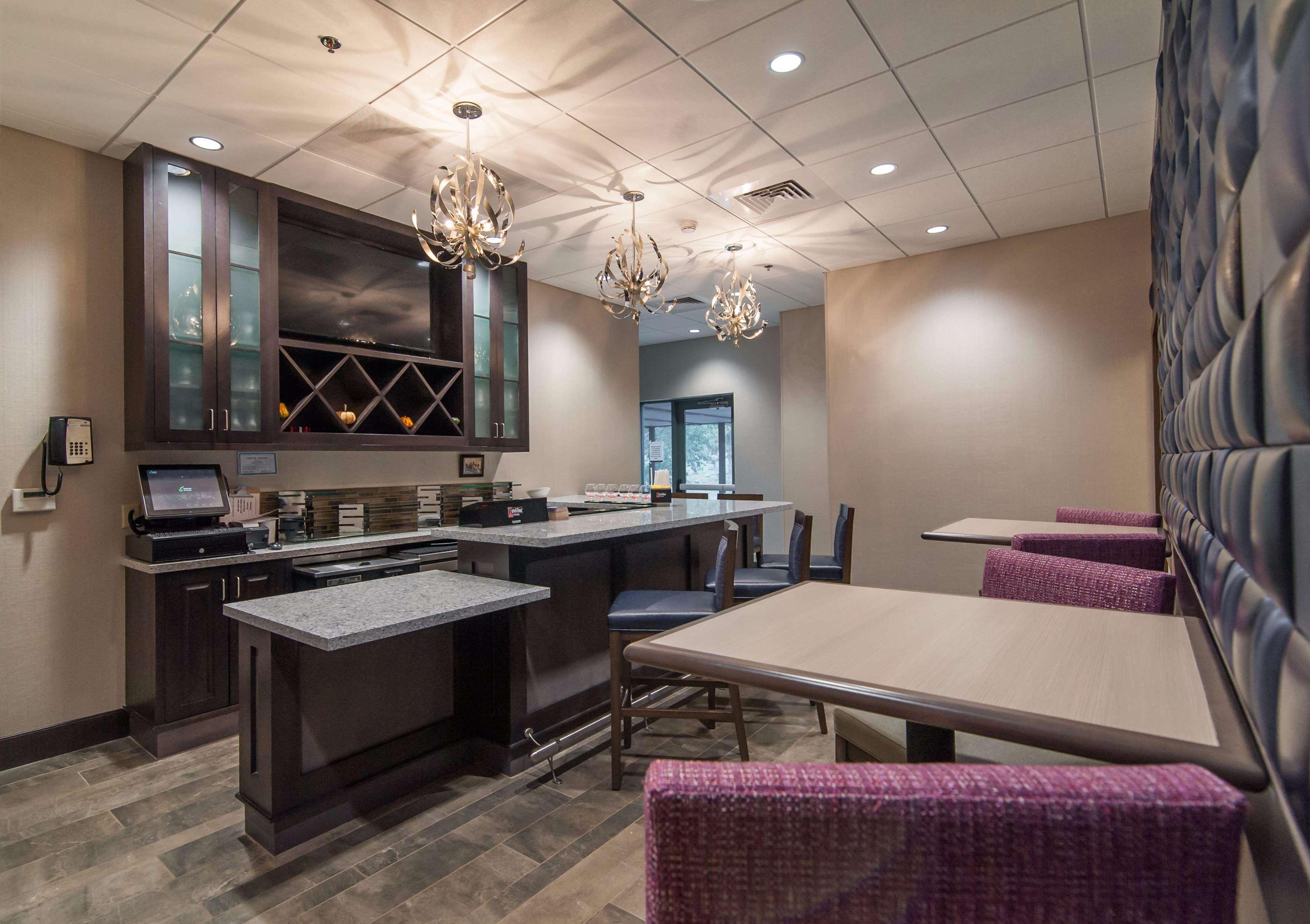 Hampton Inn Norwich Εξωτερικό φωτογραφία