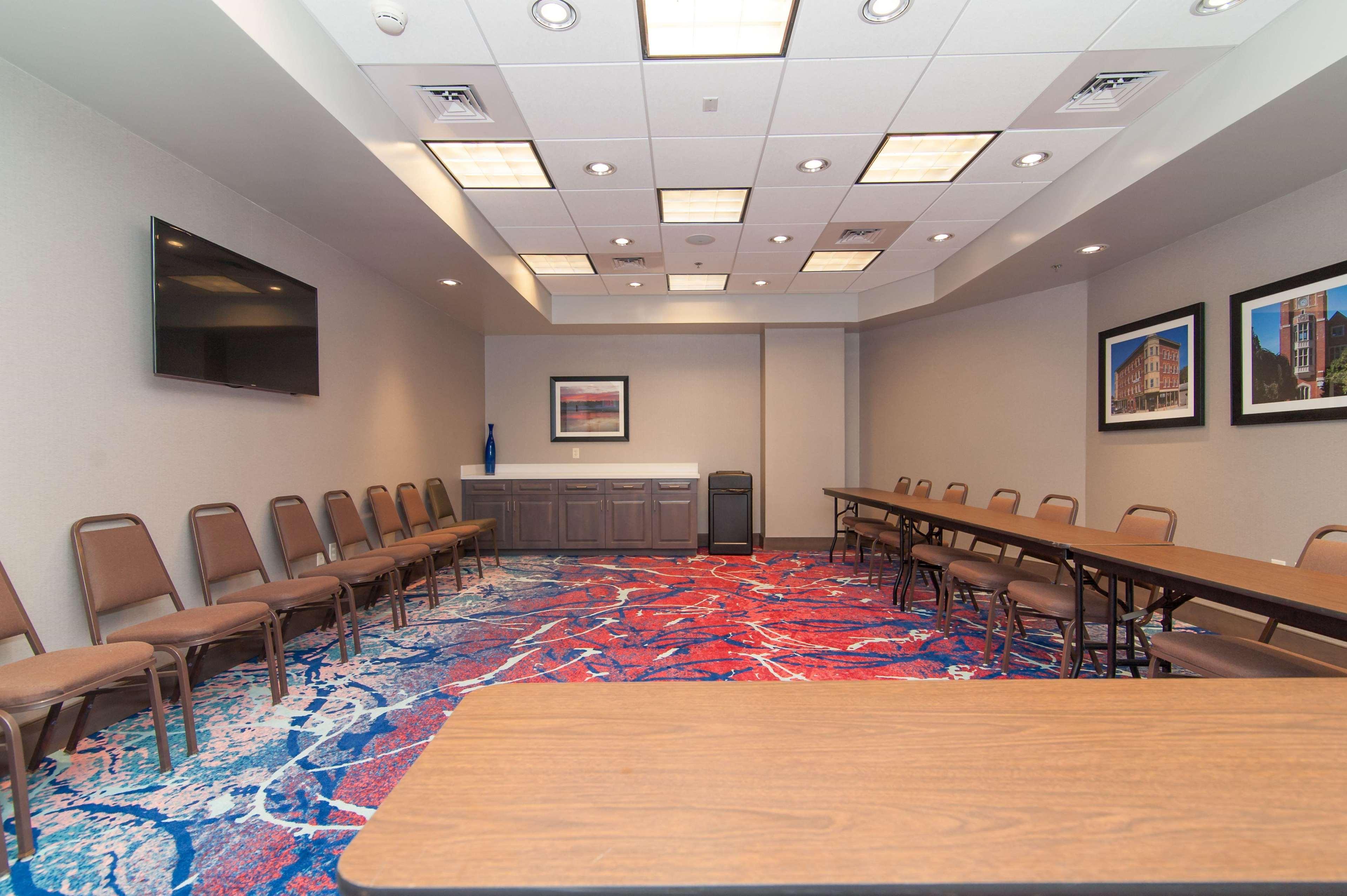 Hampton Inn Norwich Εξωτερικό φωτογραφία