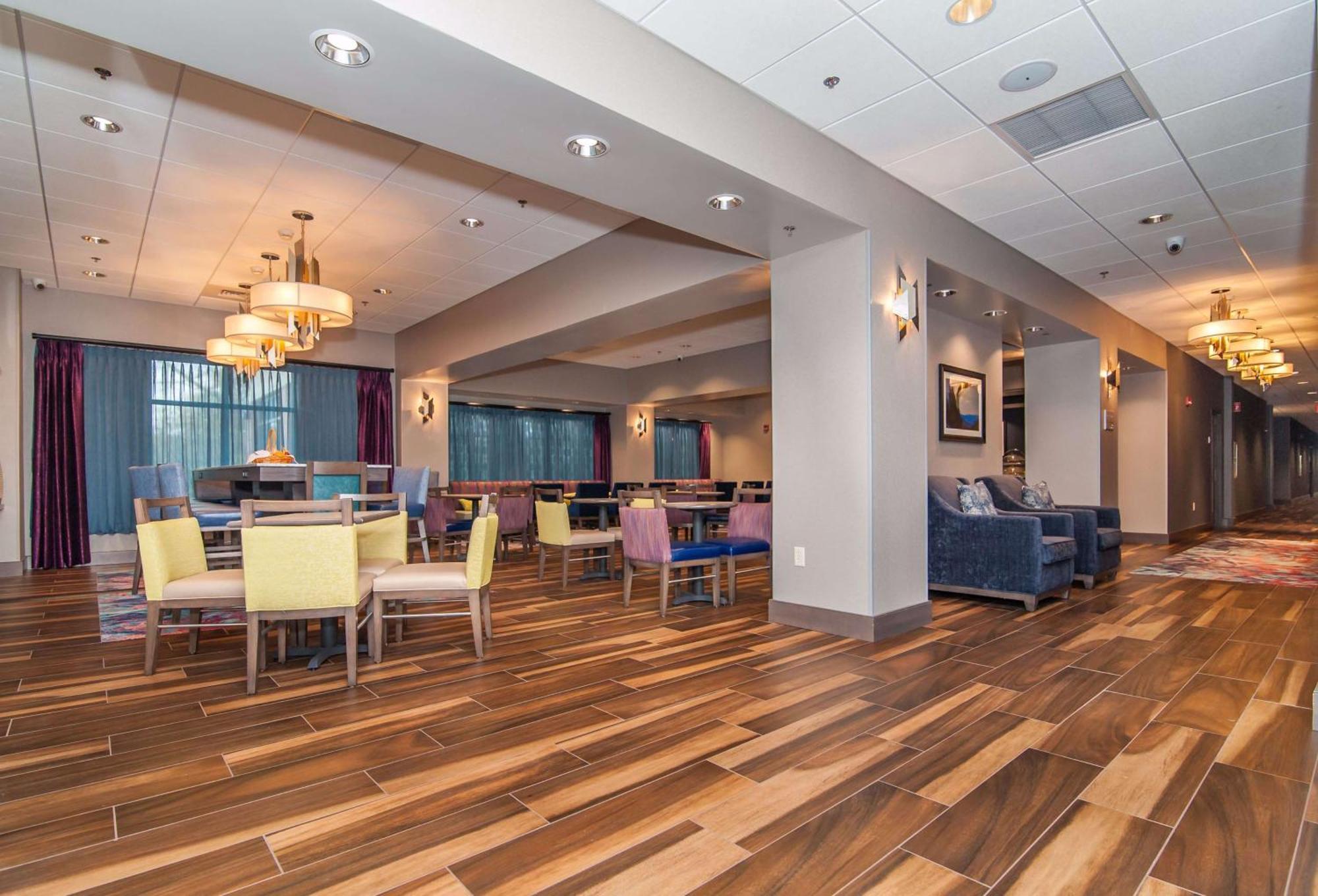 Hampton Inn Norwich Εξωτερικό φωτογραφία